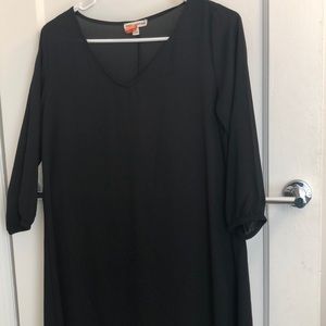 Women’s black size small tunic